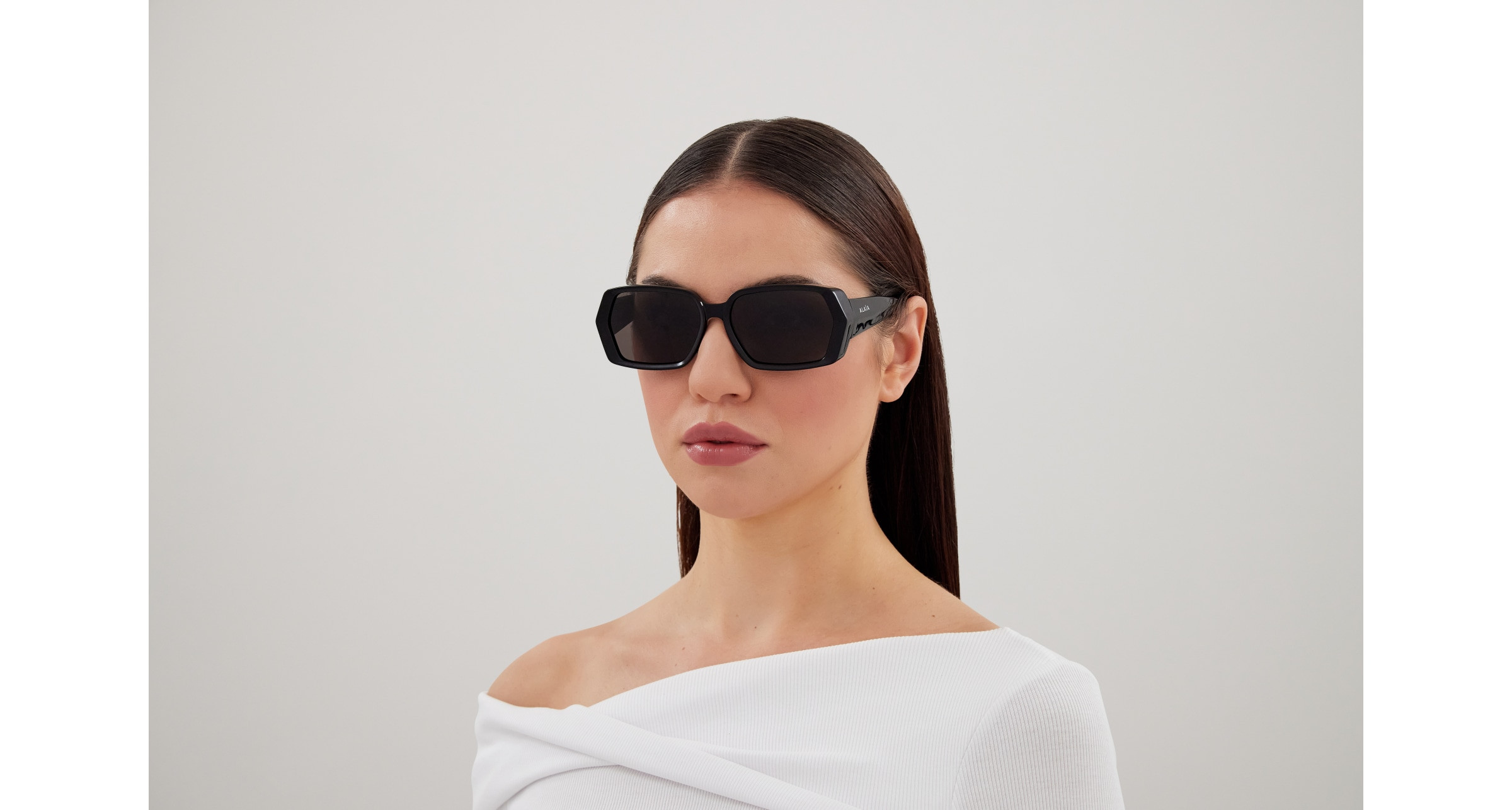 Azzedine Alaia Sunglasses Azzedine Alaia Entry AA0004S 009 Sunglasses Women main image 2
