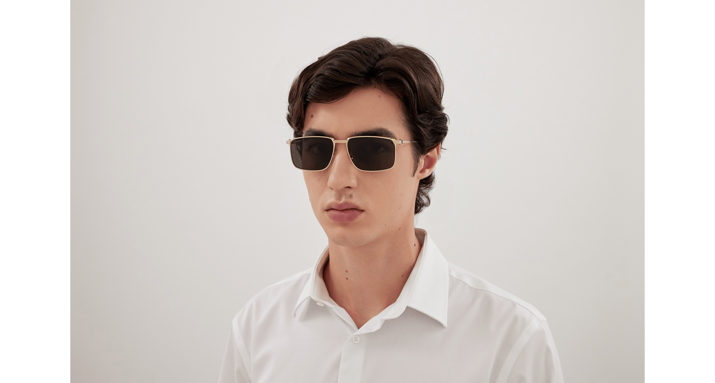 Cartier CT0534S-003 Sunglasses Gold Blue Metal Cartier CT0550S 002 Sunglasses Shiny Gold Blue - eye-oo.com main image 3