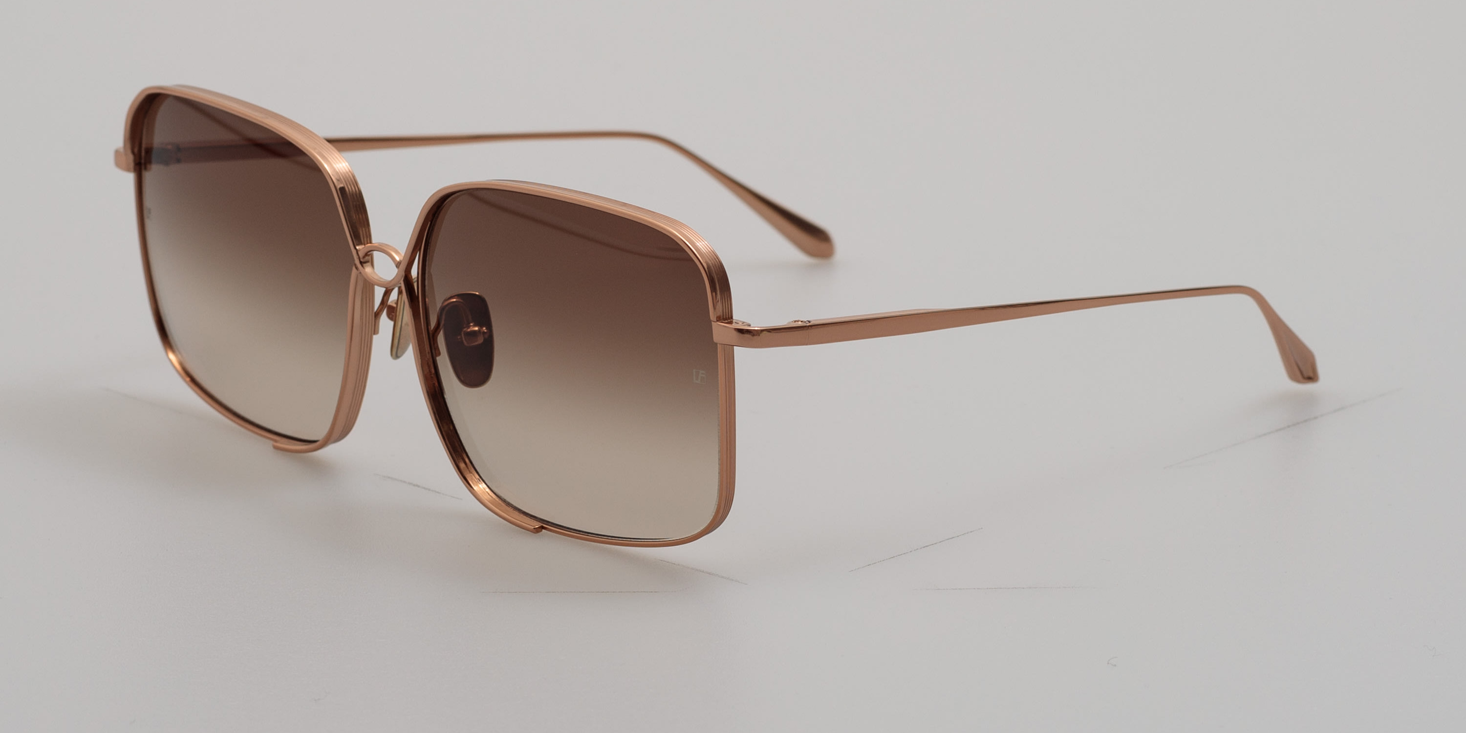 Linda Farrow® Sunglasses - Authorized Dealer | CoolFrames  display picture 3